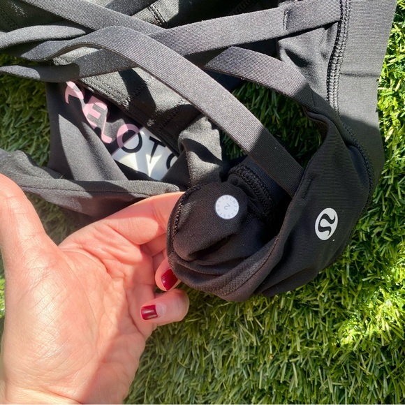 Lululemon x Peloton Energy Bra, Black, Size 2 - Picture 3 of 5